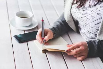 كتابة مقالات باللغتين العربية والإنجليزية متوافقة مع تحسين محركات البحث (SEO)